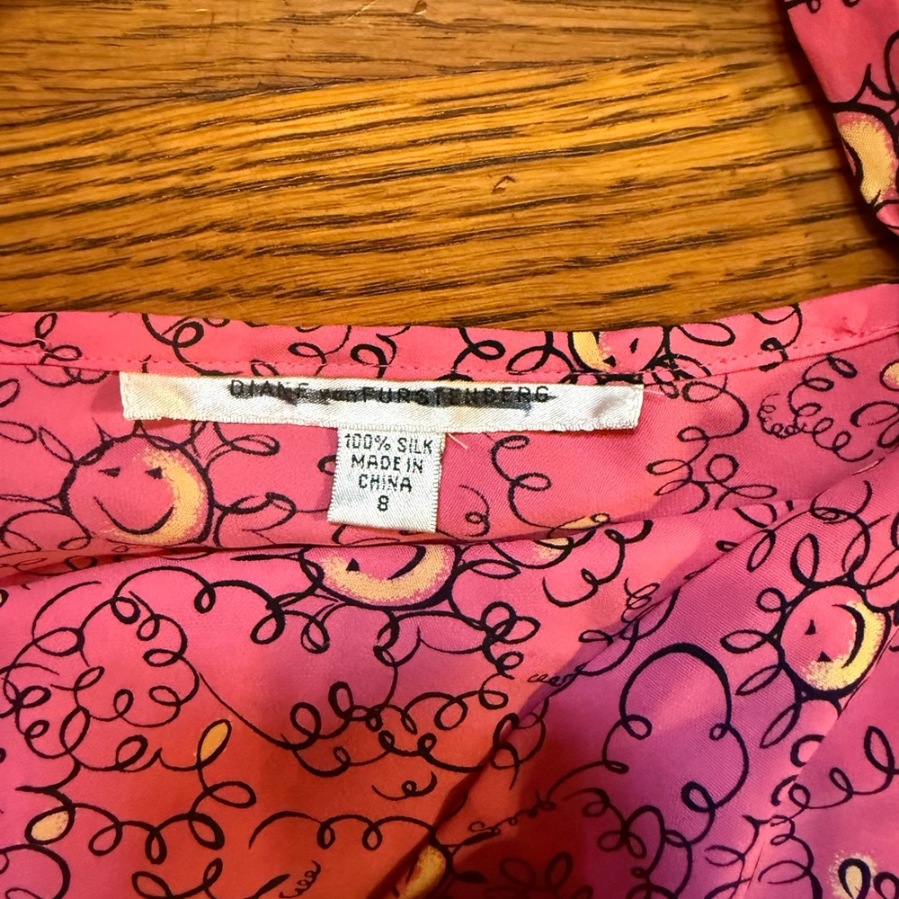 Diane von Furstenberg Smiley Face Pink Patterned Maxi Dress - Picture 5 of 5
